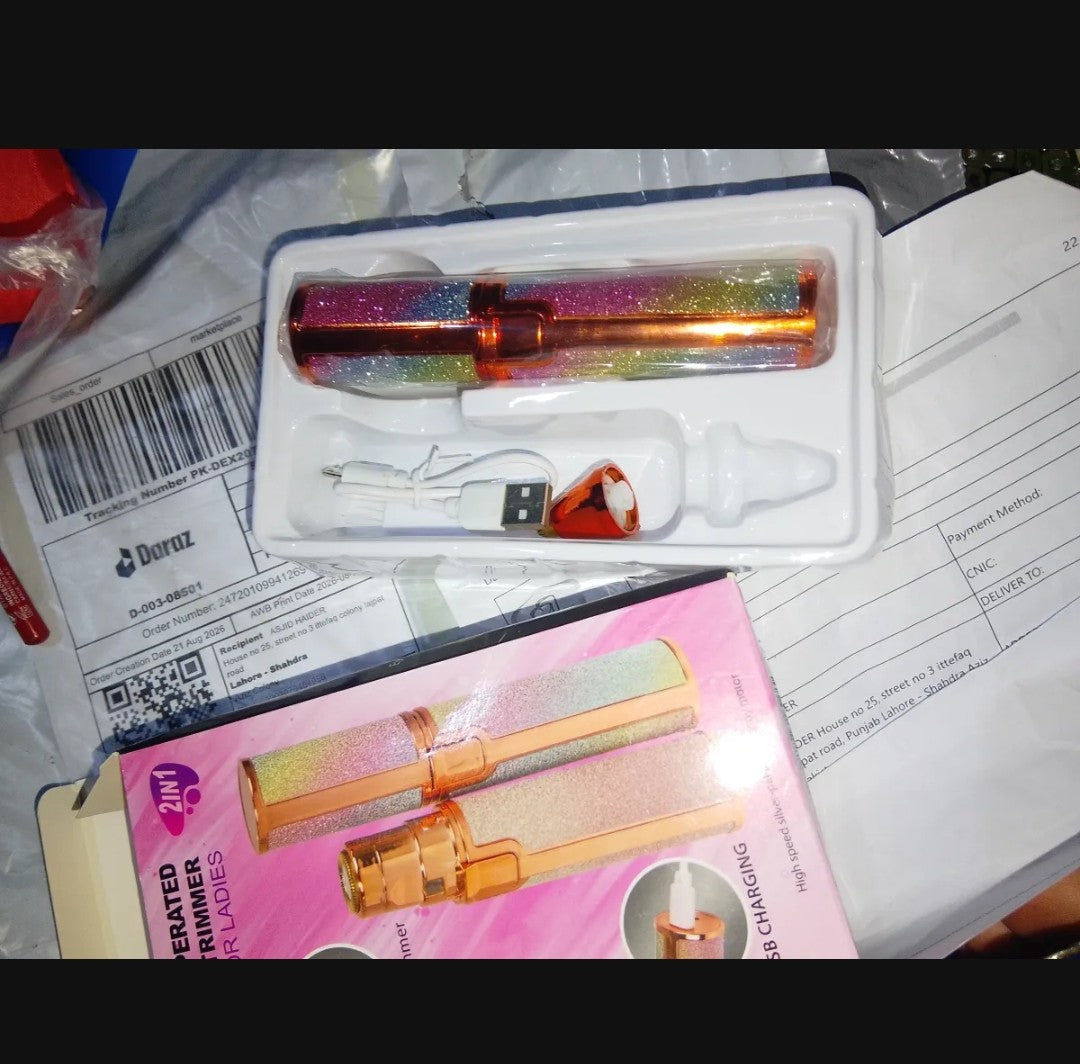 eyebrow trimmer